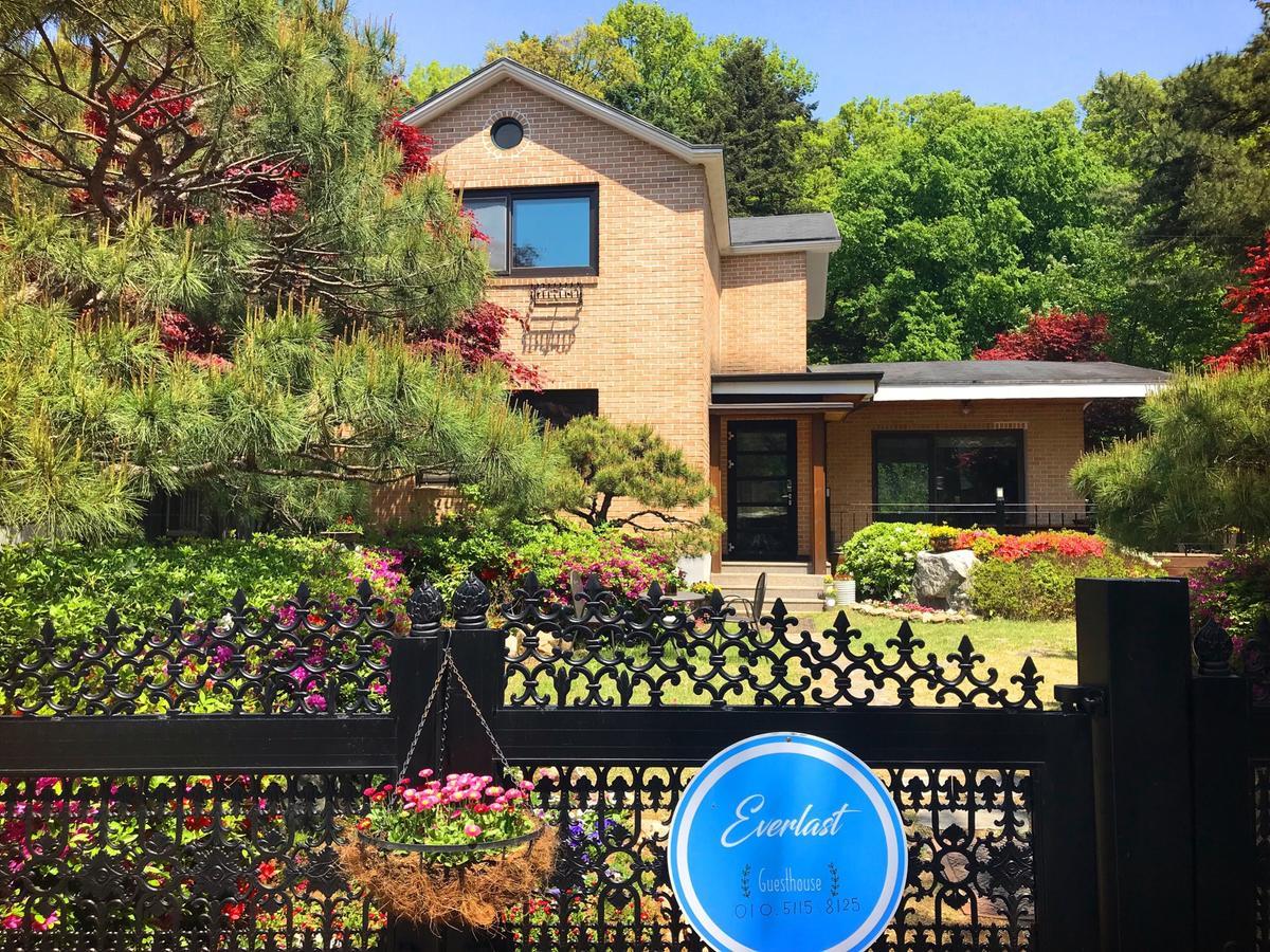 Everlast Guesthouse Yongin Bagian luar foto