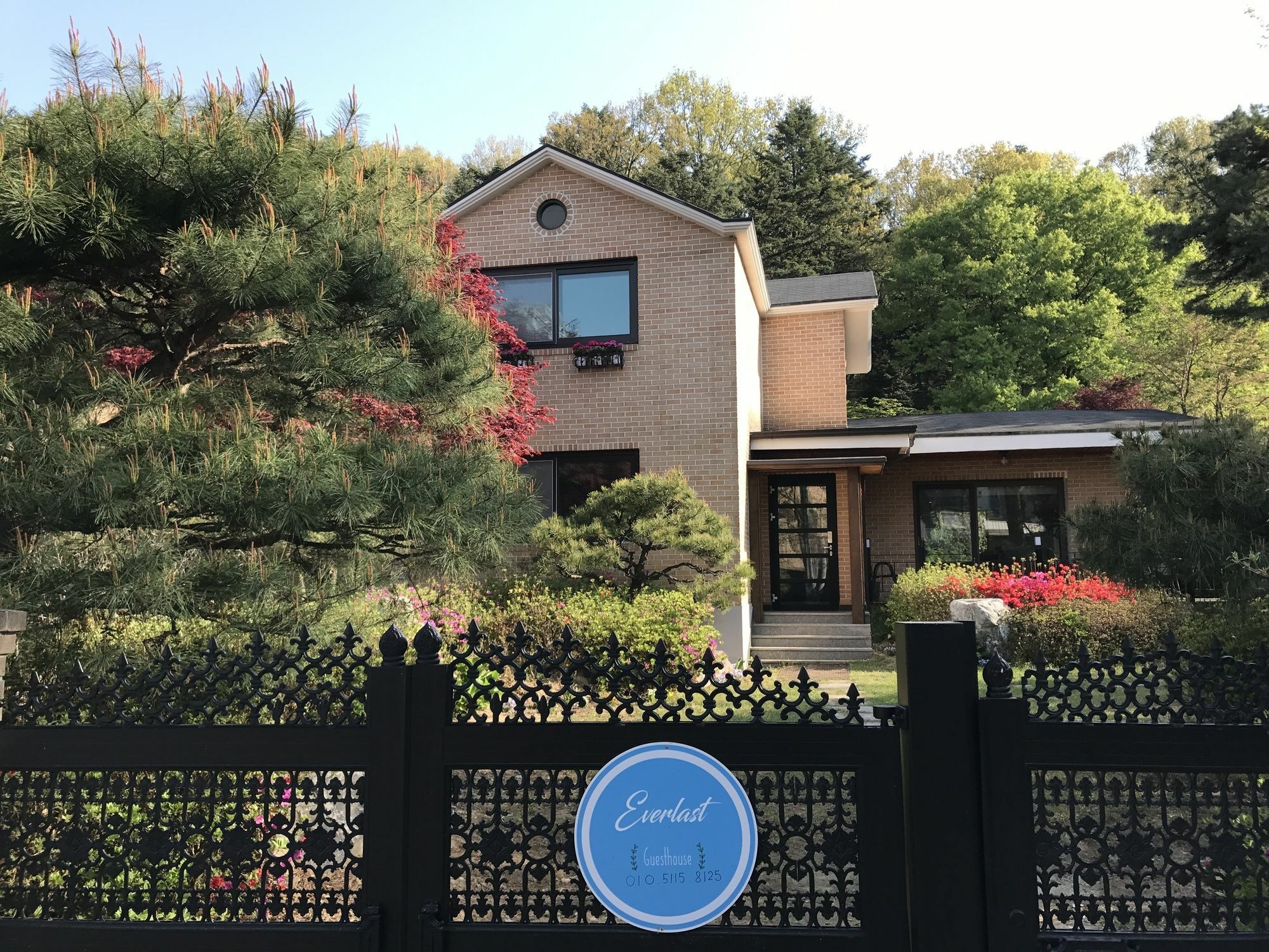 Everlast Guesthouse Yongin Bagian luar foto